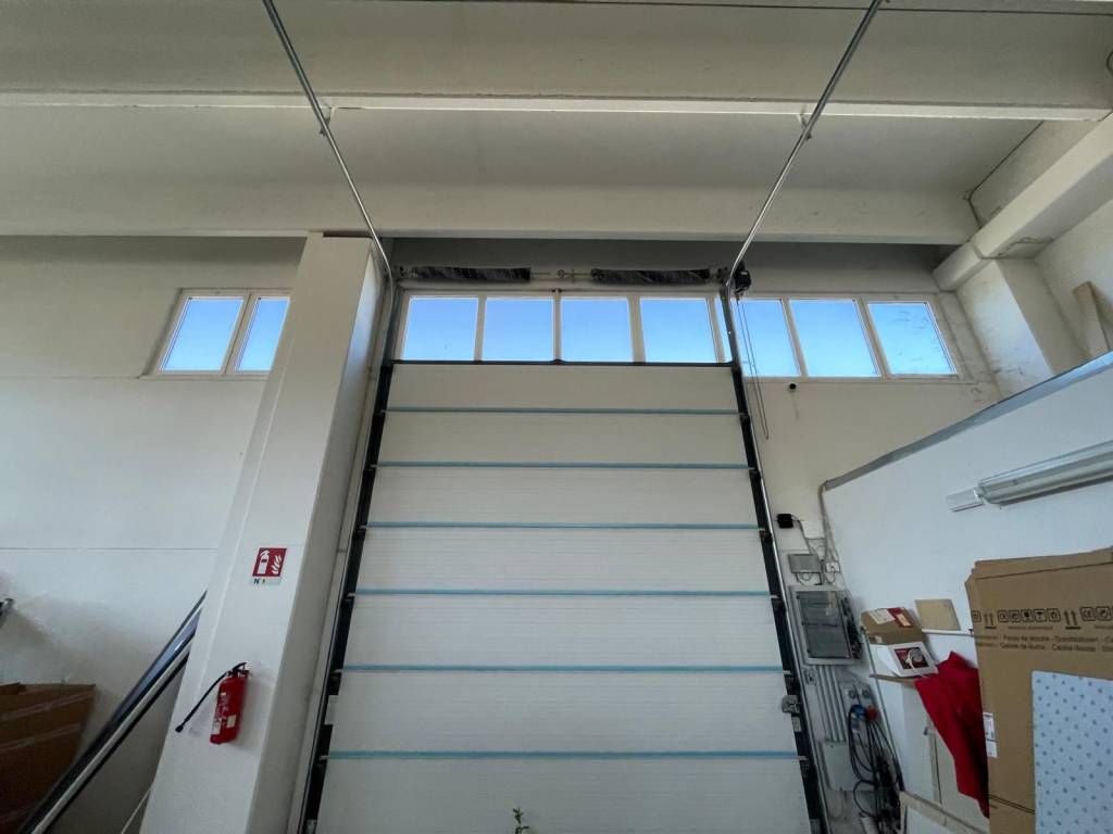 locale commerciale in affitto a Cervia