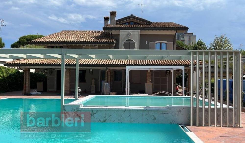 casa indipendente in affitto a Cervia