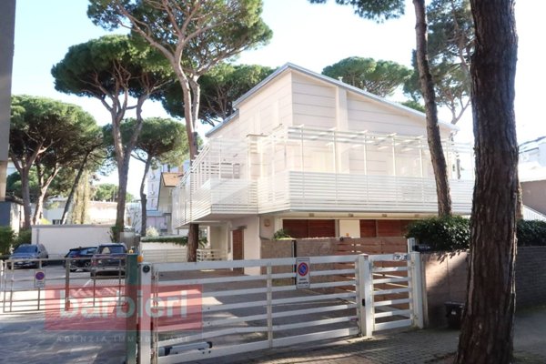 appartamento in affitto a Cervia in zona Milano Marittima