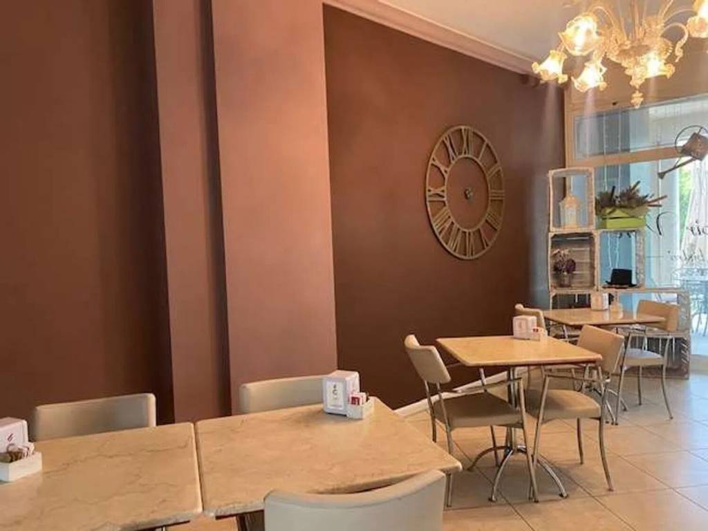 negozio in affitto a Cervia in zona Milano Marittima
