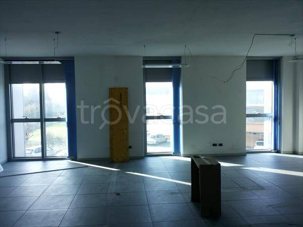 negozio in affitto a Cervia in zona Milano Marittima