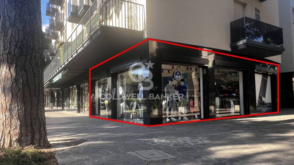 negozio in affitto a Cervia in zona Milano Marittima
