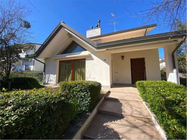 casa indipendente in affitto a Cervia