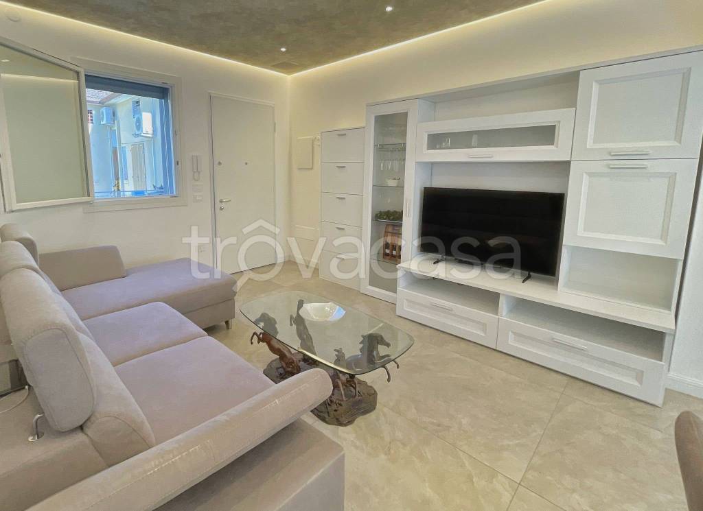 appartamento in affitto a Cervia in zona Pinarella