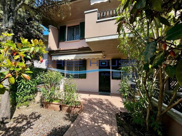 casa semindipendente in affitto a Cervia in zona Milano Marittima