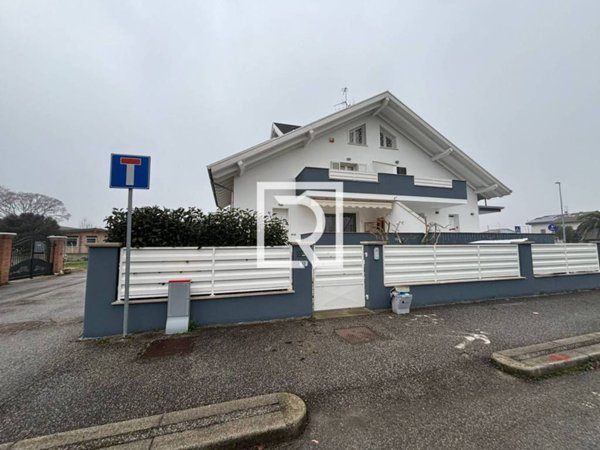 casa semindipendente in affitto a Cervia