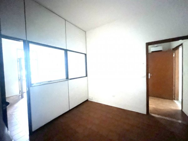 negozio in affitto a Cervia in zona Montaletto