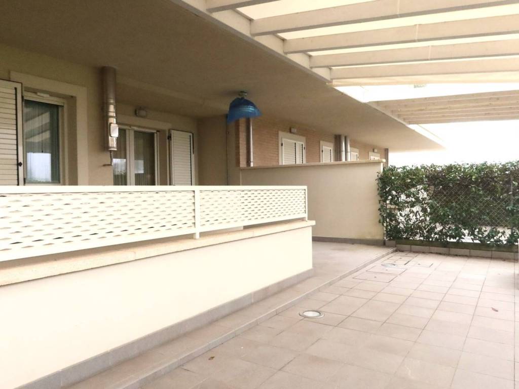 appartamento in affitto a Cervia in zona Pinarella