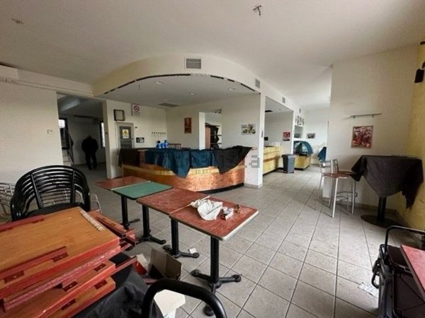 negozio in affitto a Cervia