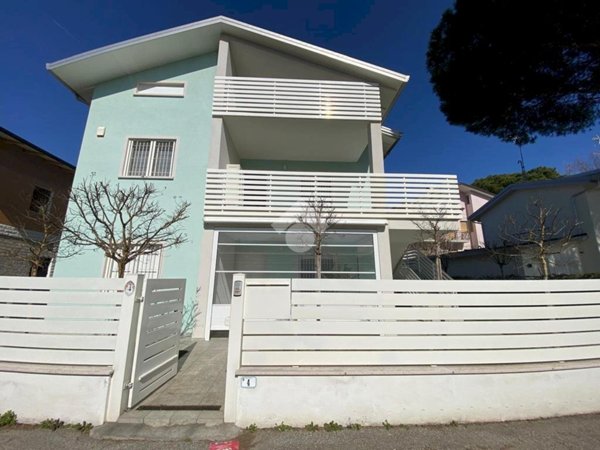 quadrivano in affitto a Cervia