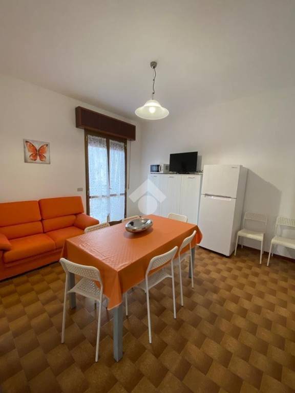 appartamento in affitto a Cervia in zona Pinarella