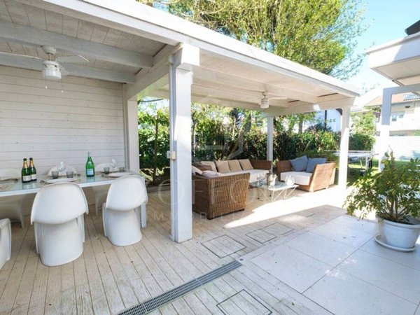 casa indipendente in affitto a Cervia in zona Milano Marittima