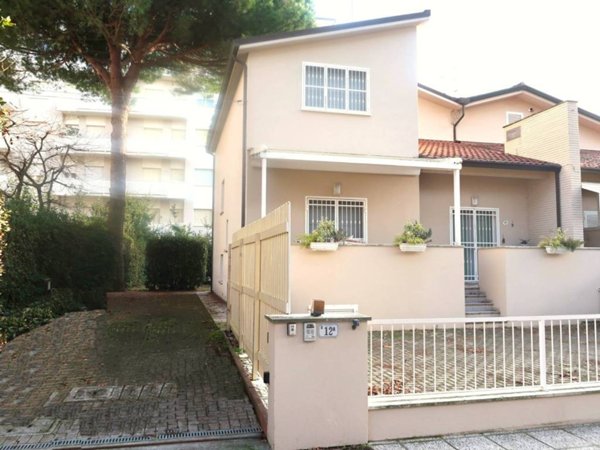 casa indipendente in affitto a Cervia in zona Milano Marittima
