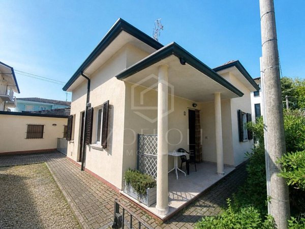 casa indipendente in affitto a Cervia in zona Milano Marittima