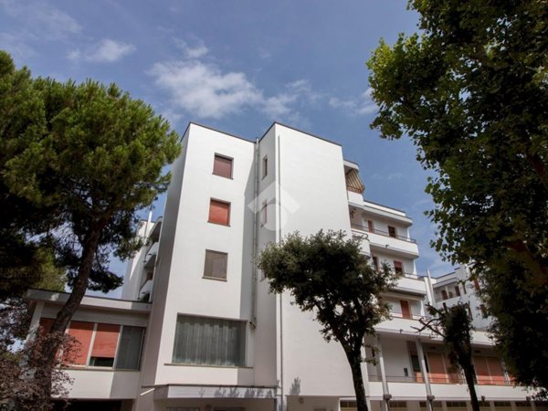 appartamento in affitto a Cervia in zona Pinarella
