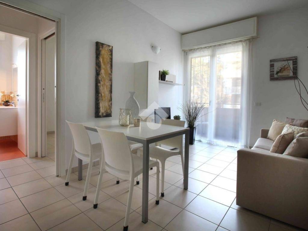 appartamento in affitto a Cervia in zona Pinarella