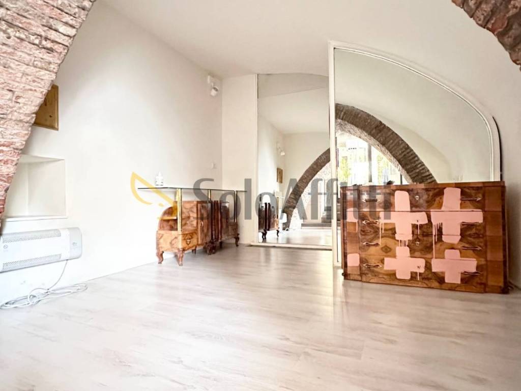 negozio in affitto a Faenza in zona Centro Storico