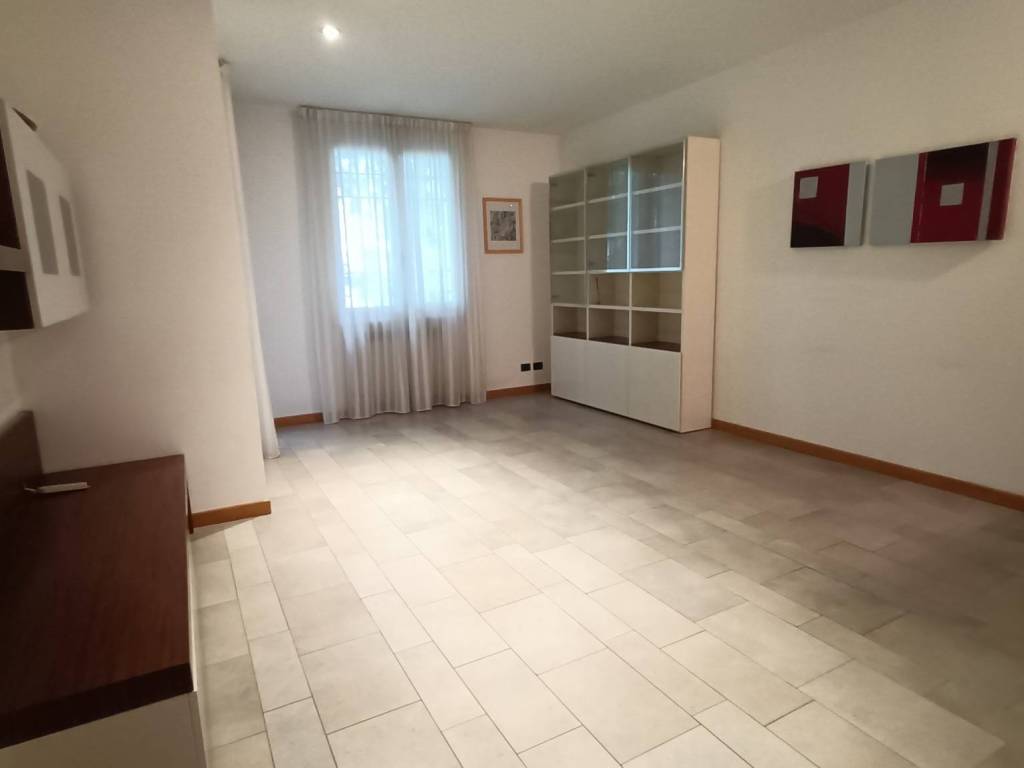 casa indipendente in affitto a Faenza