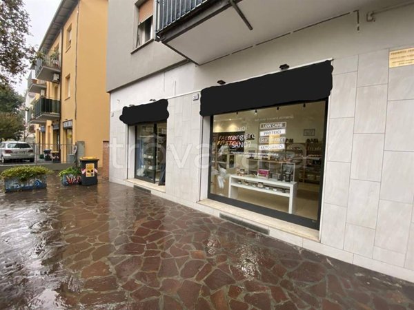 negozio in affitto a Faenza