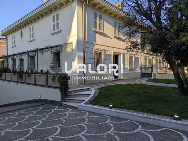 casa indipendente in affitto a Faenza