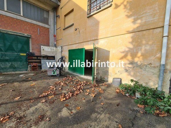 negozio in affitto a Faenza