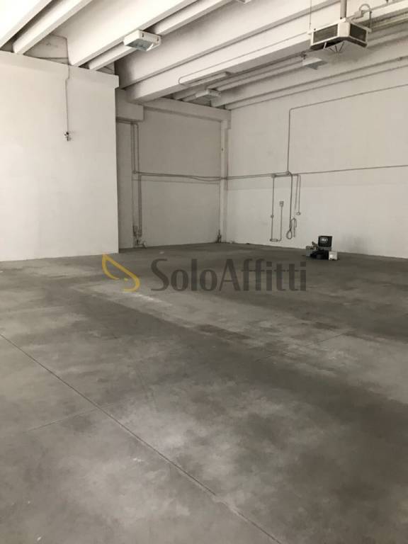 negozio in affitto a Faenza