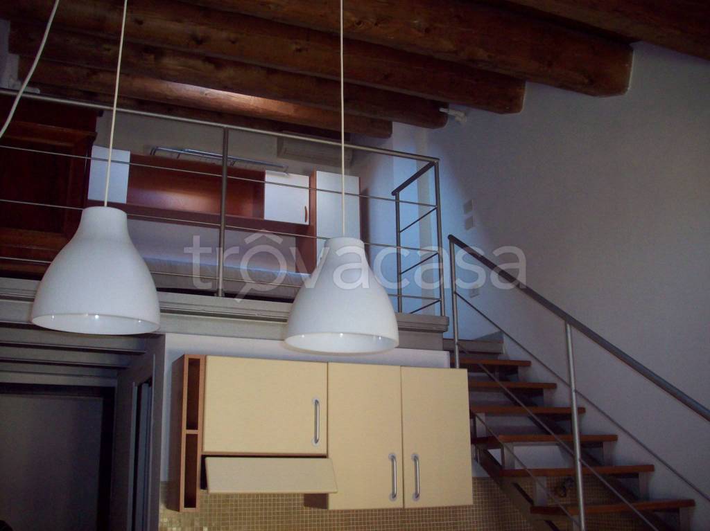 appartamento in affitto a Faenza in zona Centro Storico