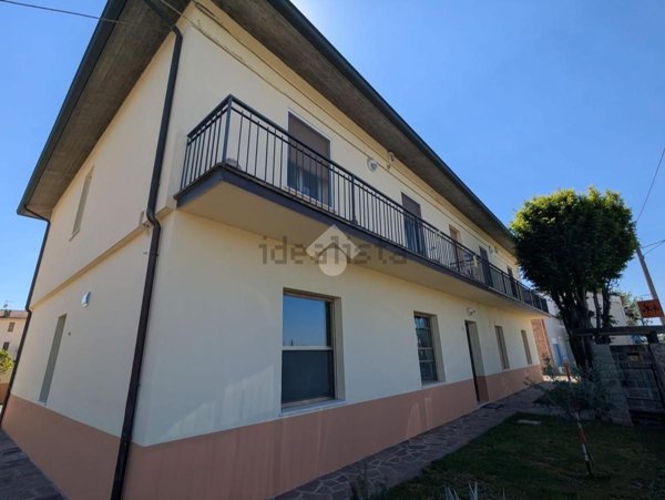 appartamento in affitto a Faenza in zona Cosina