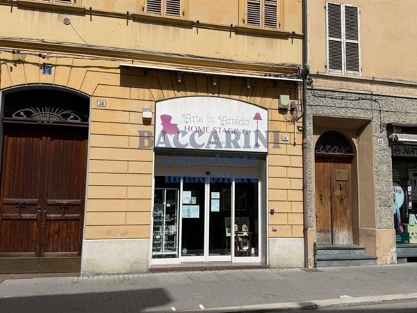 negozio in affitto a Faenza in zona Centro Storico