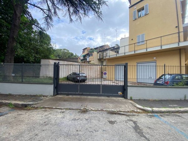 box auto in affitto a Faenza in zona Centro Storico