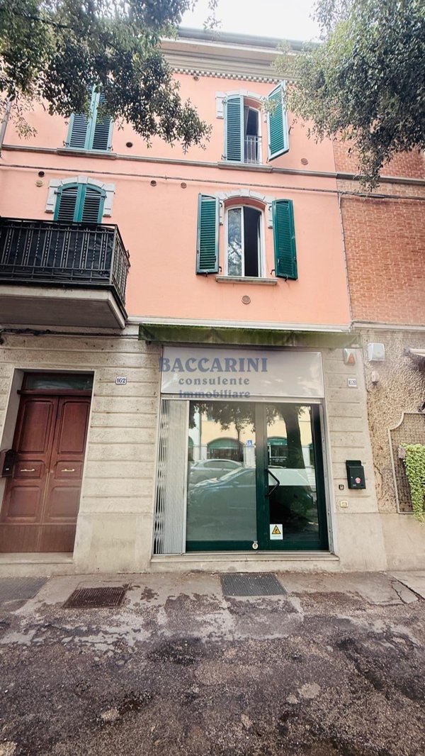 locale commerciale in affitto a Faenza in zona Centro Storico