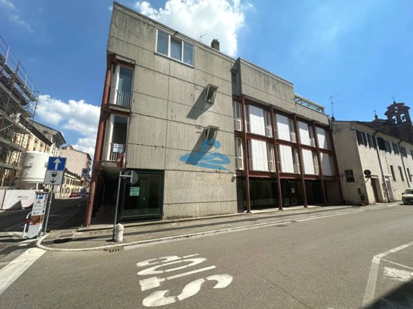 negozio in affitto a Lugo