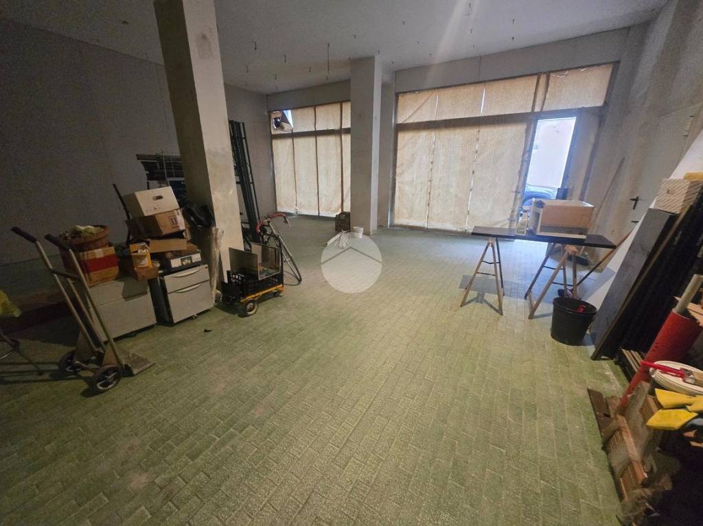 negozio in affitto a Lugo