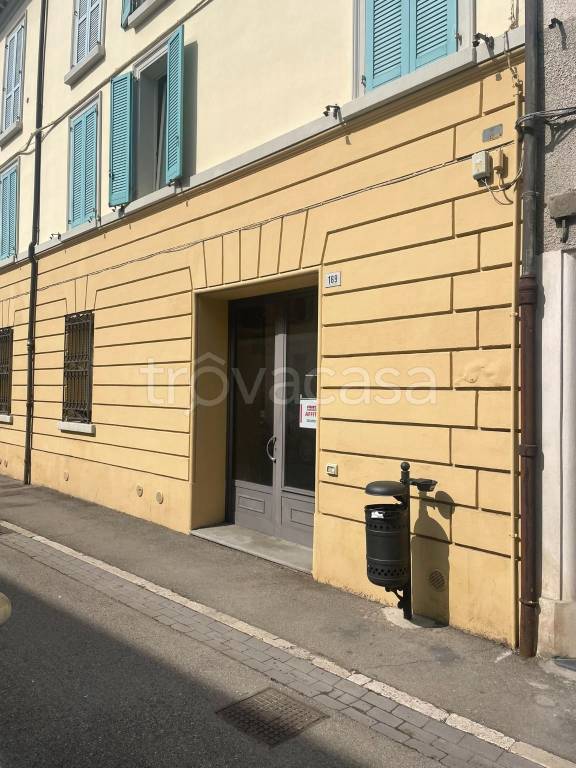 negozio in affitto a Lugo