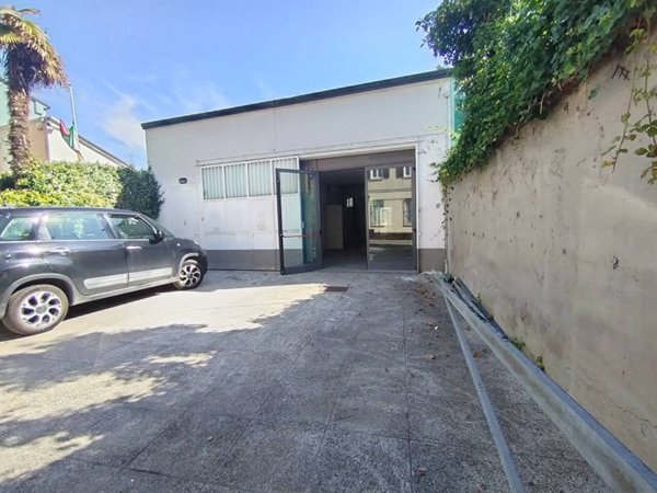 locale commerciale in affitto a Lugo