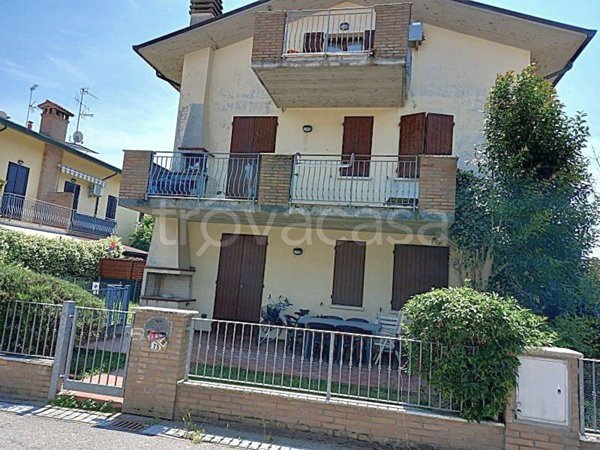 appartamento in affitto a Ravenna in zona Lido di Dante