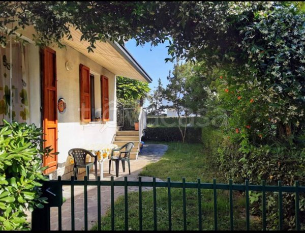 appartamento in affitto a Ravenna in zona Lido di Dante