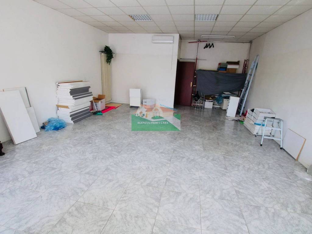 locale commerciale in affitto a Ravenna in zona Classe