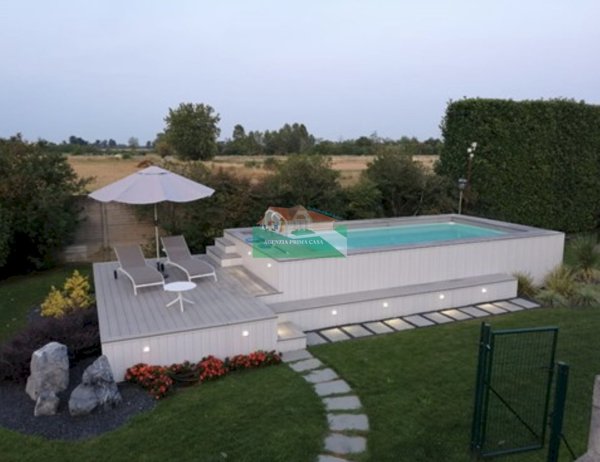 casa indipendente in affitto a Ravenna in zona Fornace Zarattini