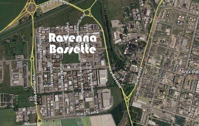 locale commerciale in affitto a Ravenna in zona Punta Marina Terme