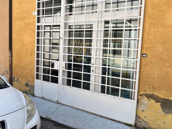 negozio in affitto a Ravenna