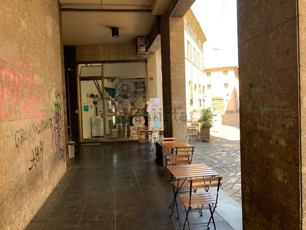locale commerciale in affitto a Ravenna in zona Centro Storico