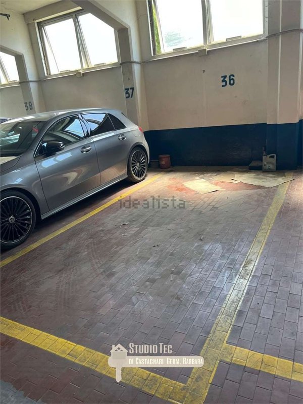 negozio in affitto a Ravenna in zona Centro Storico