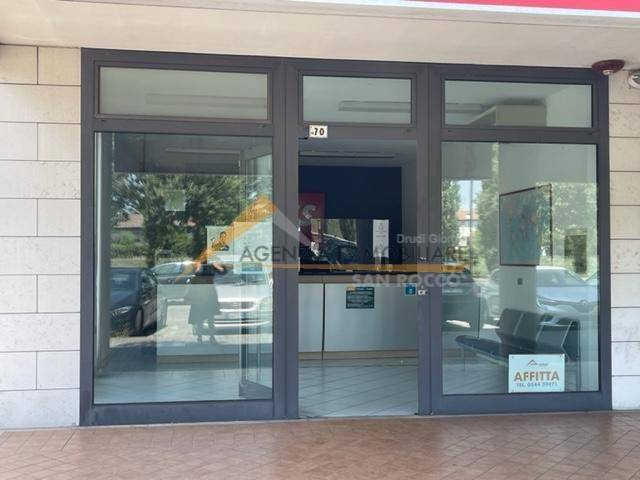 negozio in affitto a Ravenna