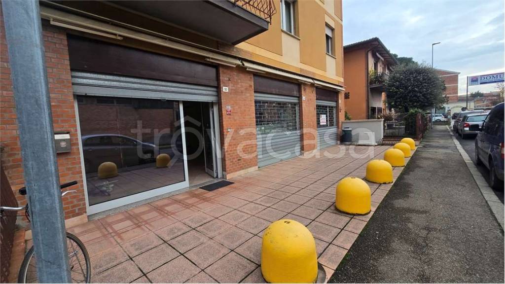 negozio in affitto a Ravenna