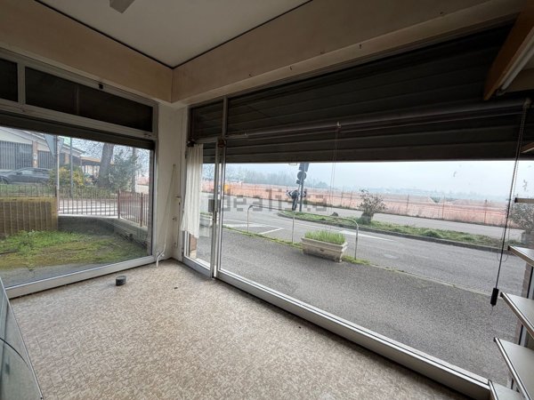 negozio in affitto a Ravenna