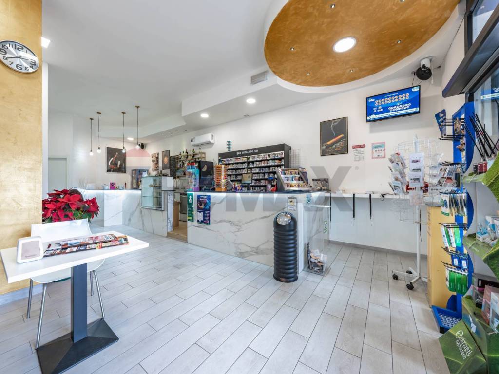 negozio in affitto a Ravenna