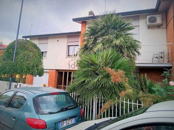 casa indipendente in affitto a Ravenna