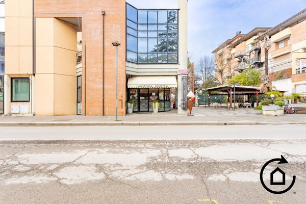 negozio in affitto a Castrocaro Terme e Terra del Sole