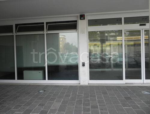 negozio in affitto a Cesena in zona Centro Storico